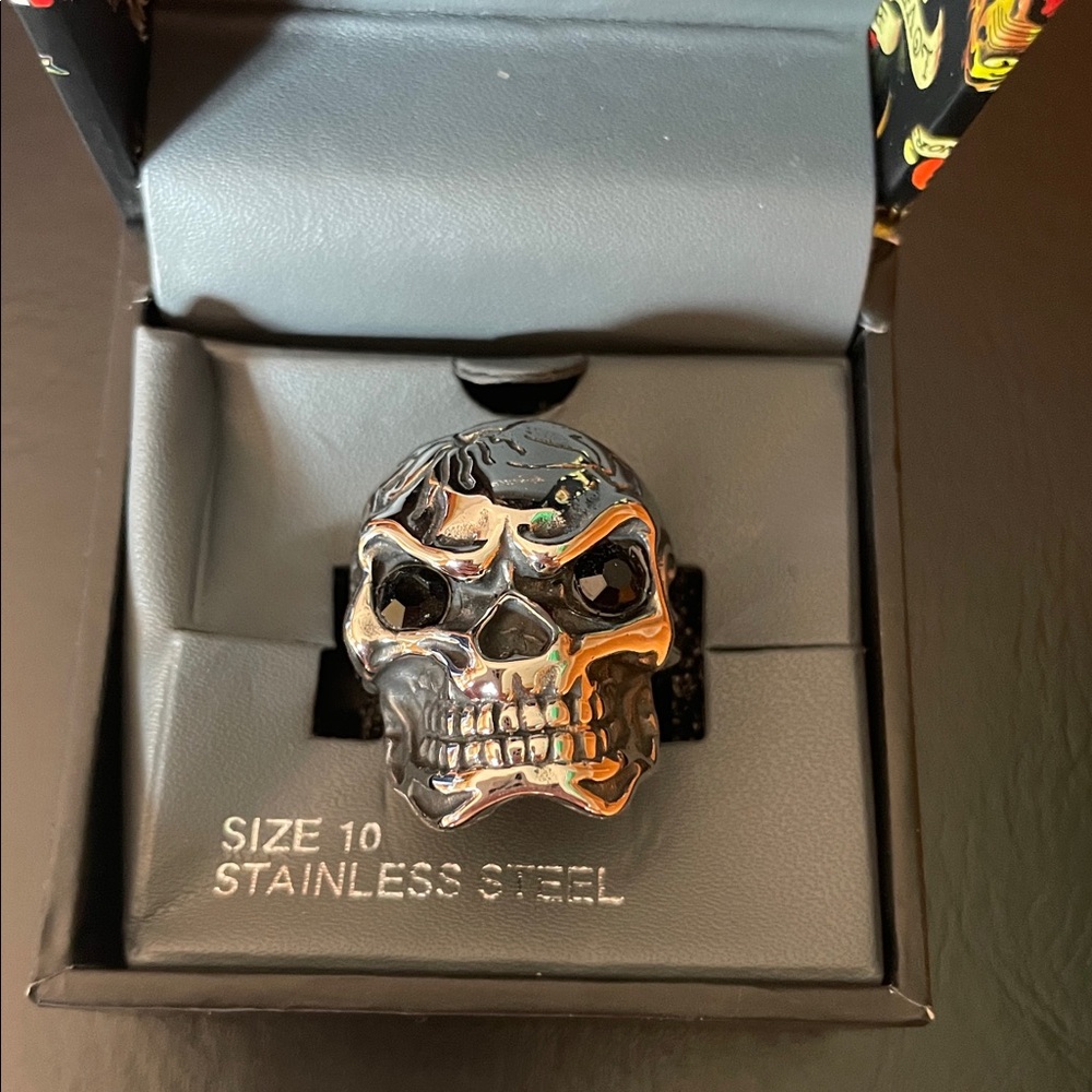 Ed Hardy Stainless Steel Metallic Skull Ring Size 10